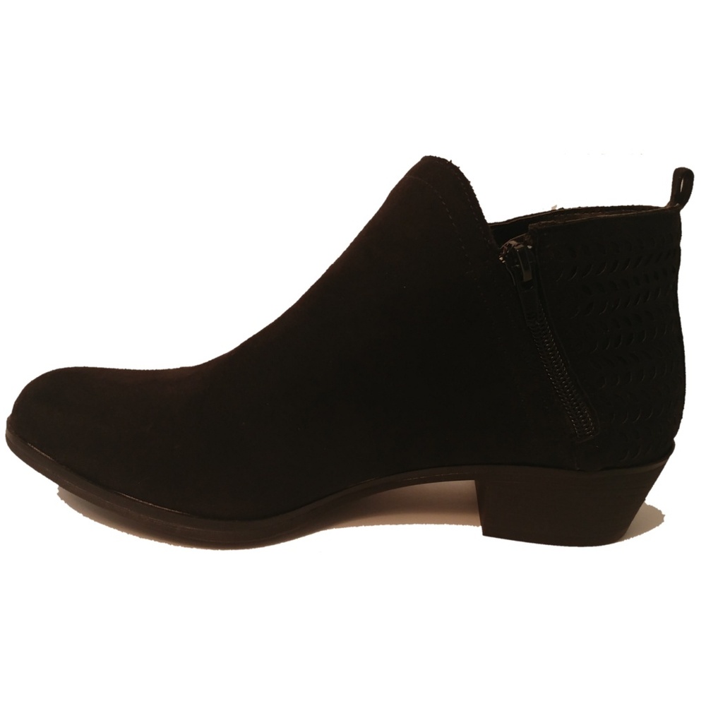 Black faux sued bootie - Picture 3 of 3